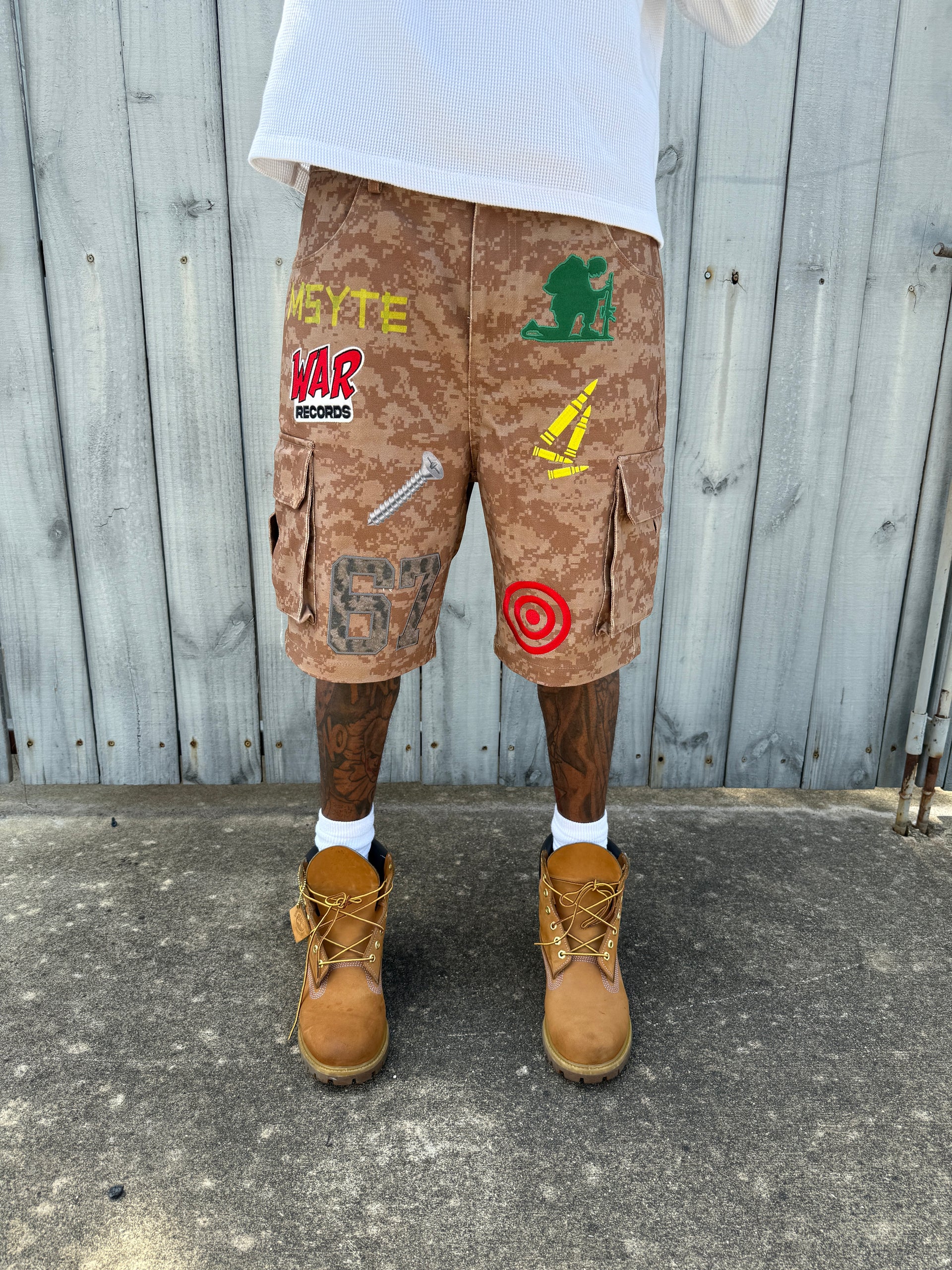 WAR CARGO SHORTS